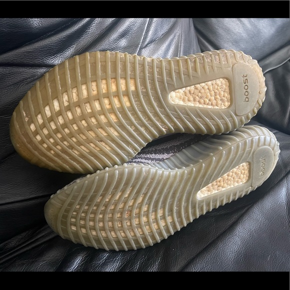 Size 10 grey zebra pattern Yeezys. - Picture 3 of 4